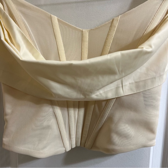 Hailee Bustier Top - Picture 7 of 14